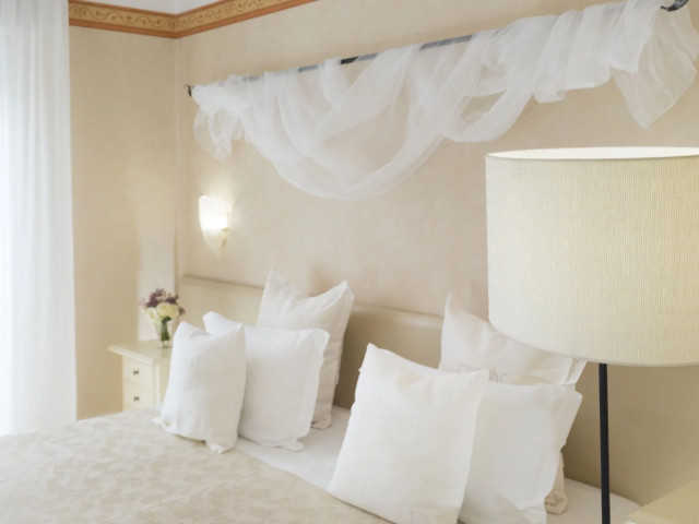 media.507 flores letto