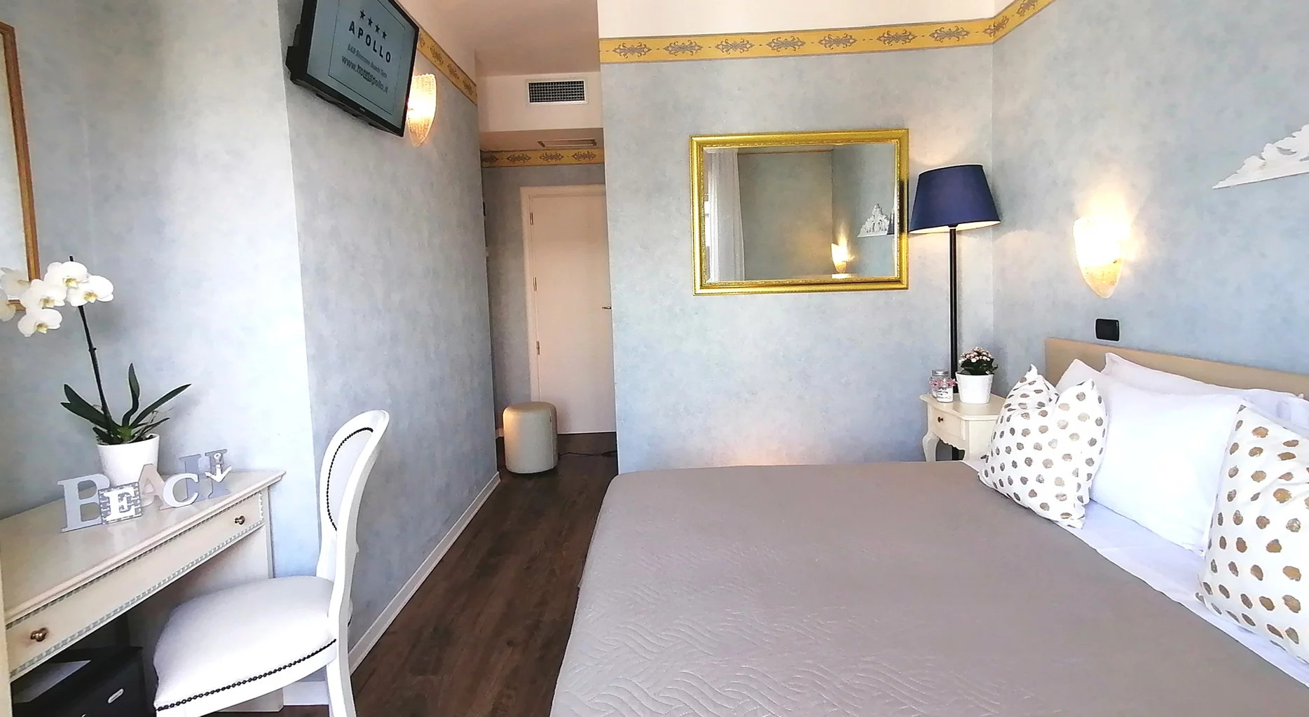 media.Camera_Charming_Hotel_Apollo_Riccione_slide2